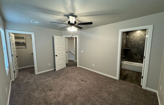 2 beds, 2.5 baths, $1,595