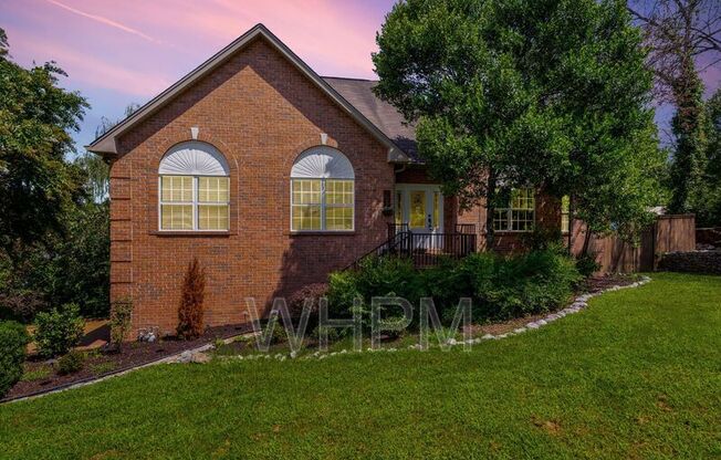 105 OAK HVN CT