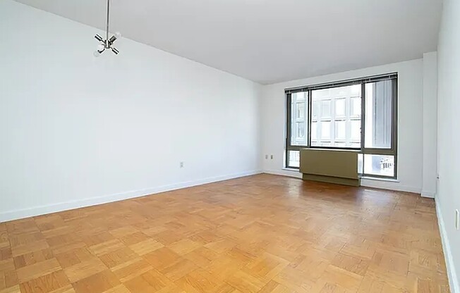 2 beds, 2 baths, $5,500, Unit 5G