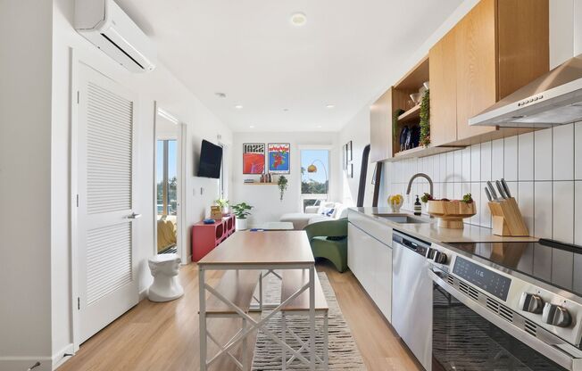 1 bed, 1 bath, 490 sqft, $2,695, Unit 604