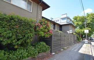 1101 10th Ave E