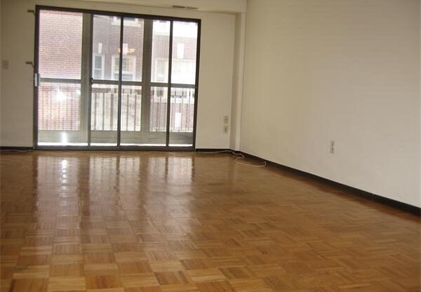 1580 MASSACHUSETTS AVE