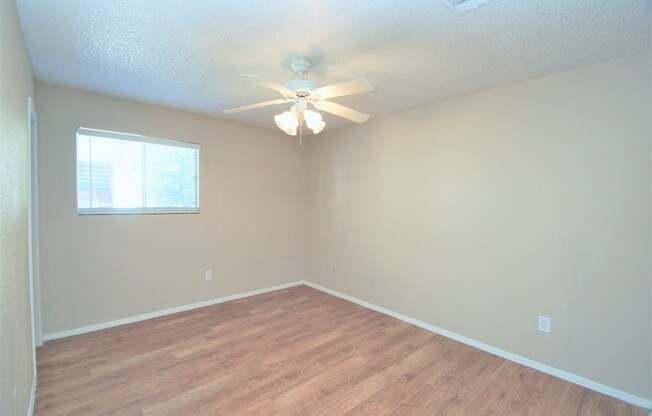 Awesome open Studio Apartments Close to Downtown