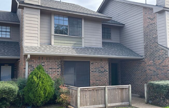 College Station 3 bedroom - 2.5 bath townhome with detached garage.