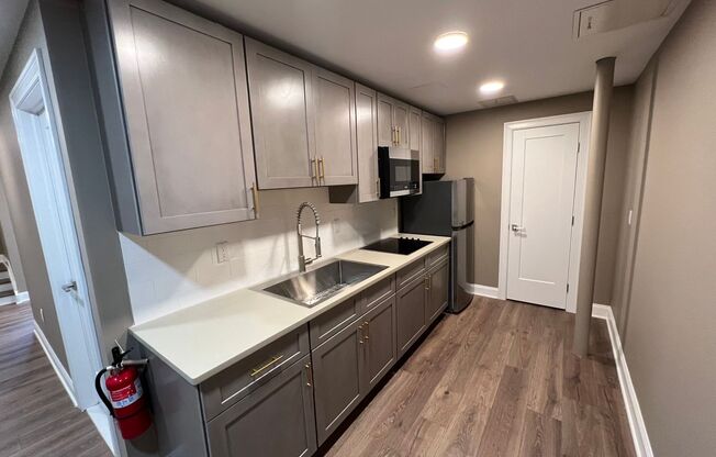 Studio, 1 bath, 600 sqft, $1,850, Unit Studio 2, Lower Level