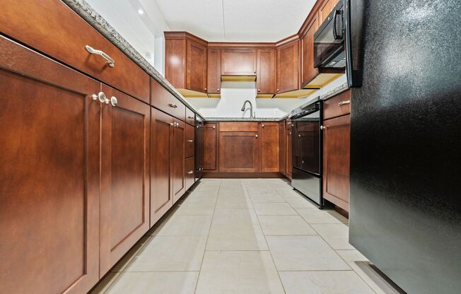 1 bed, 1 bath, 900 sqft, $3,200, Unit T309