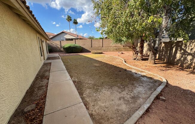 Remodeled 3 Bedroom/2 Bath Single Level Home In Ahwatukee! A Must See!