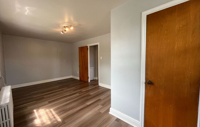2 beds, 1 bath, 800 sqft, $1,790, Unit 6236 Fifth Ave. #101A