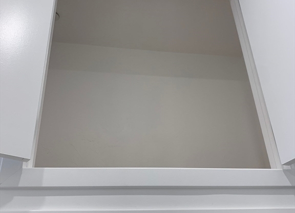 Studio, 1 bath, $1,575, Unit 207