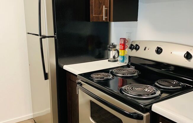 1 bed, 1 bath, 800 sqft, $2,050, Unit 308