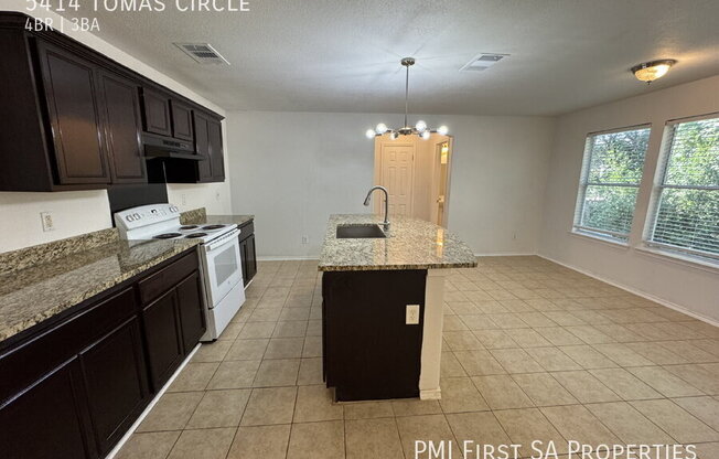 5414 TOMAS CIR