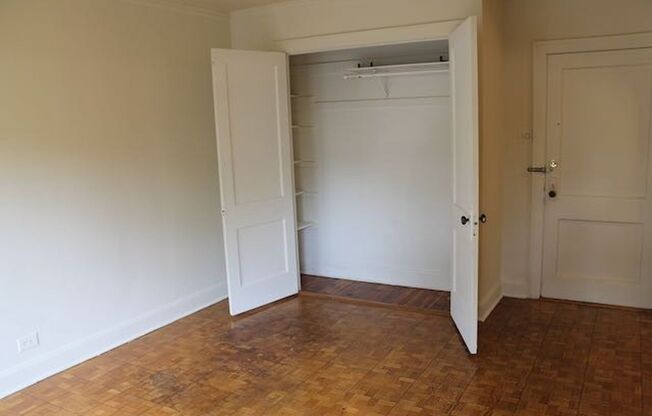 Studio, 1 bath, $1,100, Unit 001A