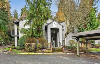 2bd/1.75ba Redmond Condo
