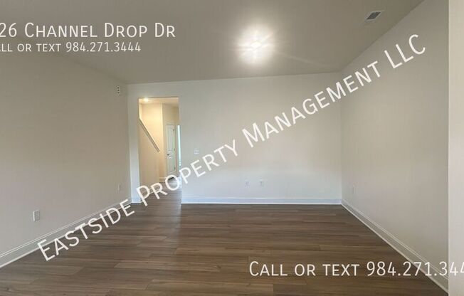 426 CHANNEL DROP DR