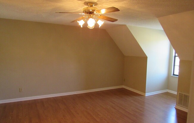 2 beds, 2 baths, $1,750