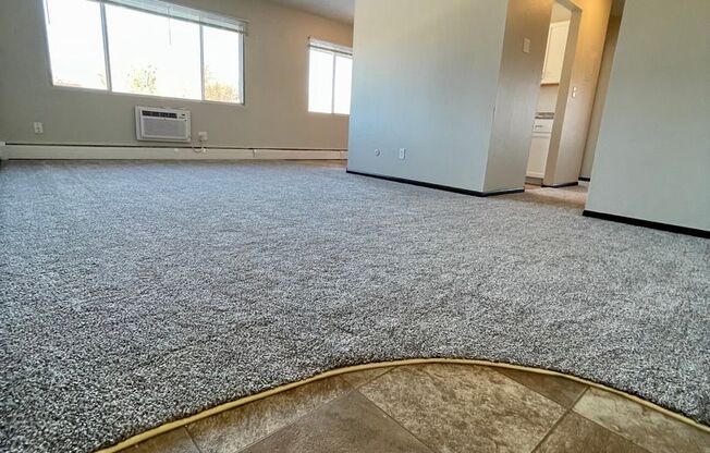 2 beds, 1 bath, 850 sqft, $1,025, Unit H 201