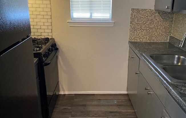 1 bed, 1 bath, 600 sqft, $1,140, Unit 1729-117
