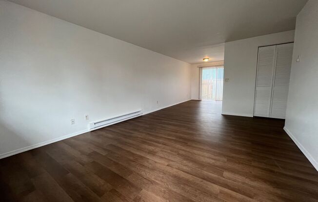 2 beds, 1 bath, $1,450