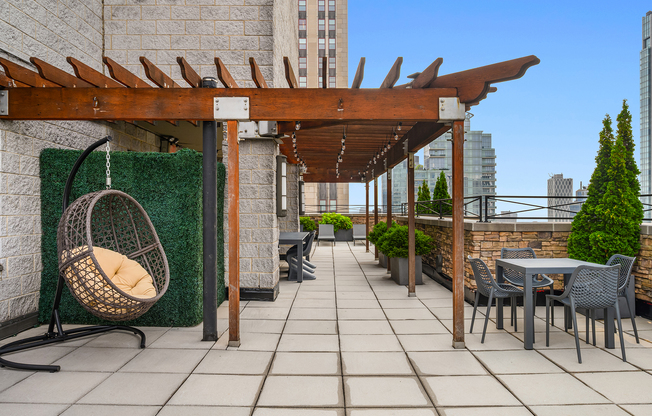 Studio, 1 bath, $3,595, Unit 25C