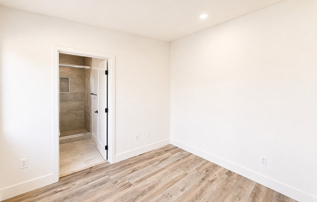 2141 Balboa Ave