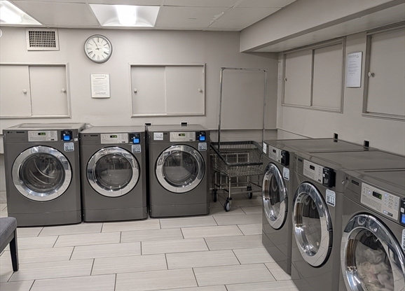 1 bed, 1 bath, 570 sqft, $2,650, Unit 602