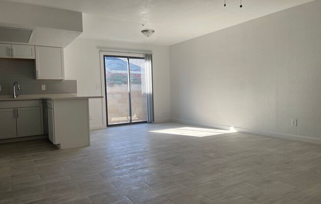 13205-13211 N. 21st - SRN (3 Bed)