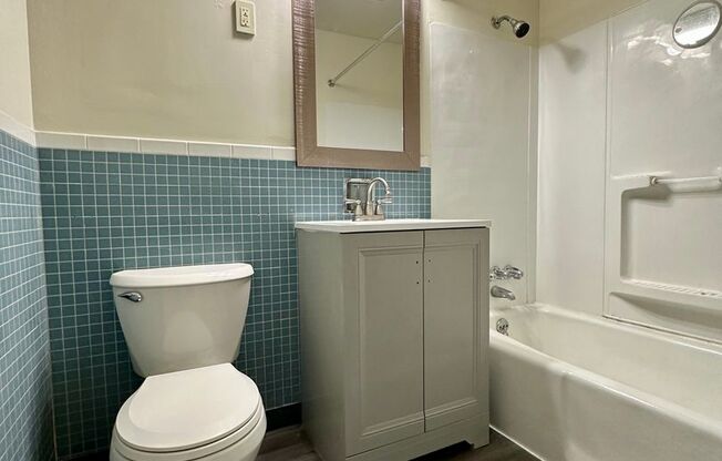 Studio, 1 bath, $805, Unit 107