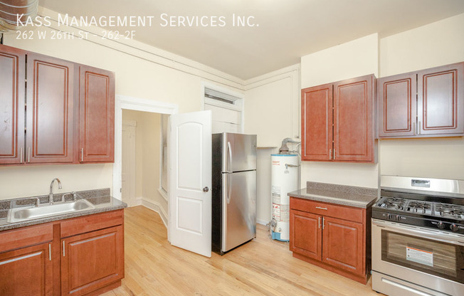 262 W 26 ST