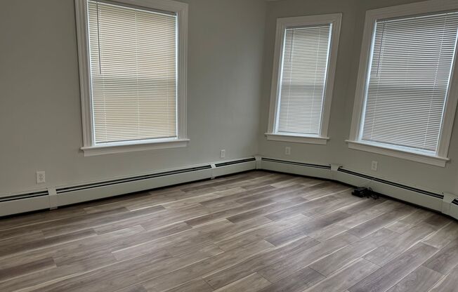 974 Smith St Providence, RI 02908