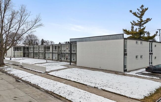 3415 FAIRMONT RD