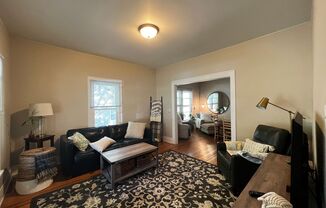 3 beds, 1 bath, $1,650