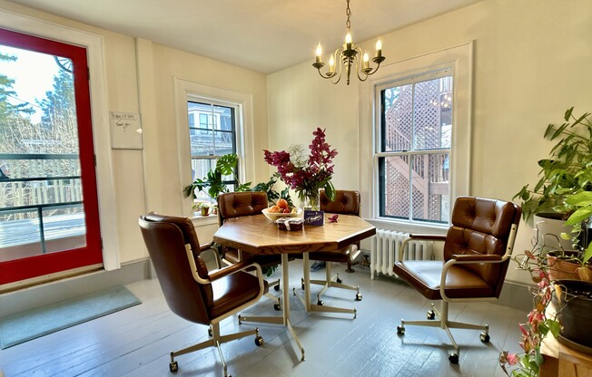 36 ALVESTON ST