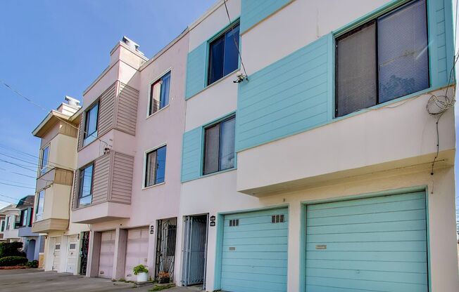 Top-Floor 2BD/1BA Near Ocean Beach & Golden Gate Park