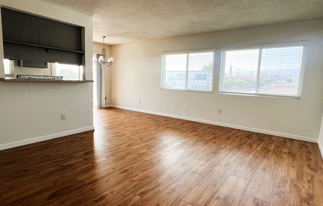 1 bed, 1 bath, 734 sqft, $2,100, Unit 19