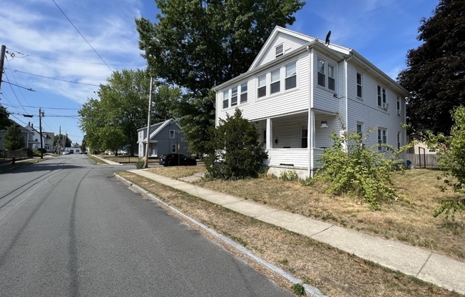 40 FLORENCE ST