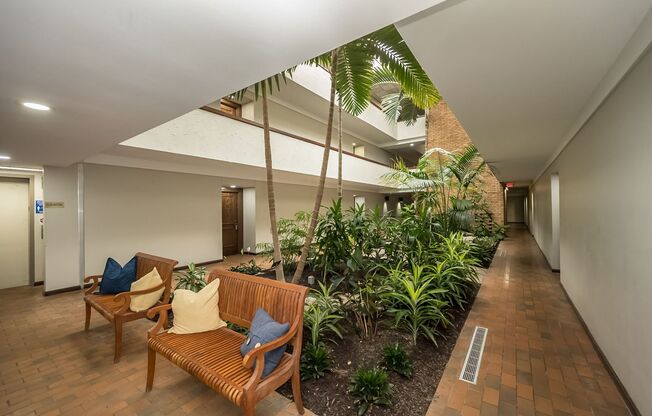 Two Bedroom, 2 Bath Creve Coeur Condo