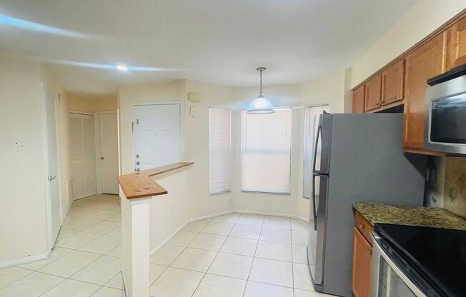 2 beds, 2 baths, $1,950