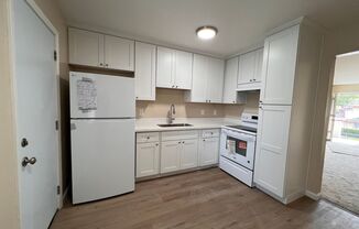 $1,800 2/1 Campbell Upstairs Apartment near San Tomas