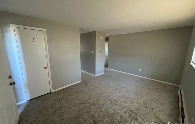 318 BONNIE CT