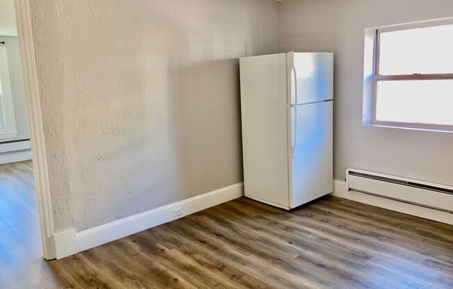 2 beds, 1 bath, 1,000 sqft, $1,500, Unit #3