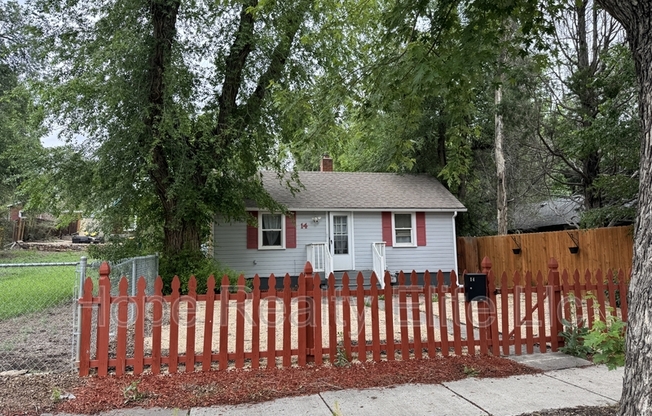 14 E ML ST