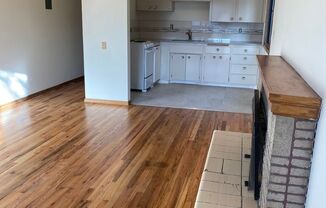 1 bed, 1 bath, 660 sqft, $995, Unit 02