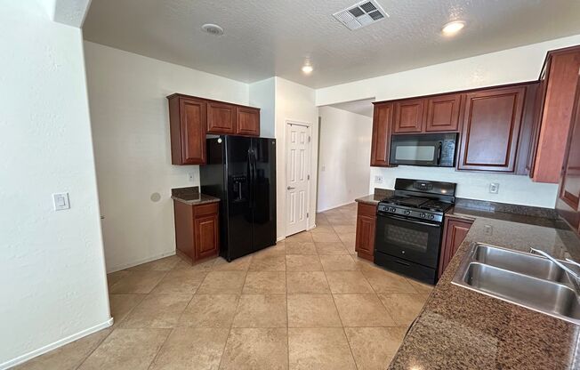 Quiet Home inside Aliante 55+ Retirement Community!