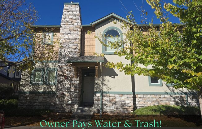 Townhome, centrally located in Fort Collins.