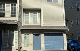 A/C in Your 3BR Townhome-Styled Condo near Pinehurst Light rail!