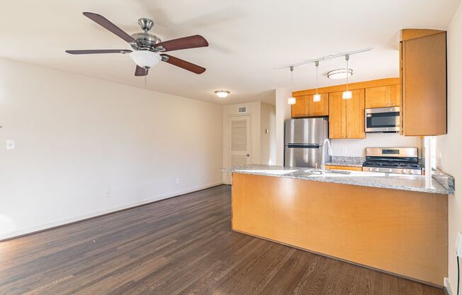 1 bed, 1 bath, $1,675, Unit 6