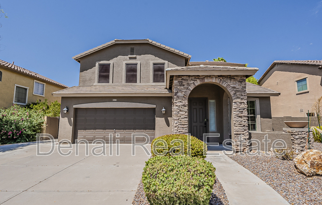 4592 E GLENEAGLE DR