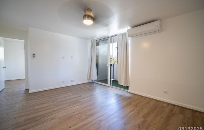 2 bd, 1 ba, 1 assigned parking Condo in 1402 Piikoi St #202