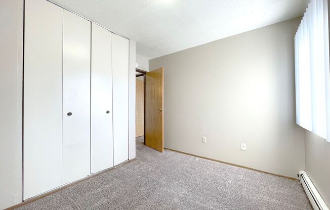 2 beds, 1 bath, 620 sqft, $815, Unit 525-1