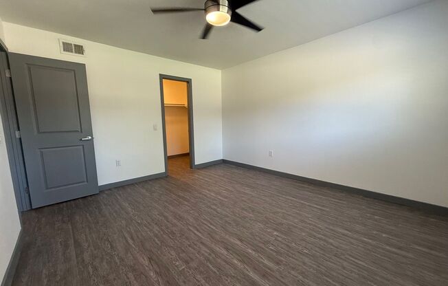 2 beds, 1 bath, 950 sqft, $3,015, Unit D093